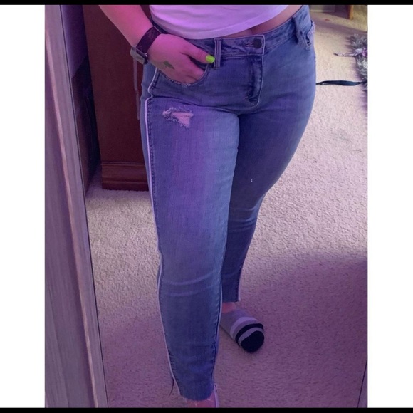 HIDDEN JEANS - Picture 2 of 2